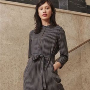 Uniqlo three quarter length sleeve stripe shirt dress w/ tie waist belt. Size XS